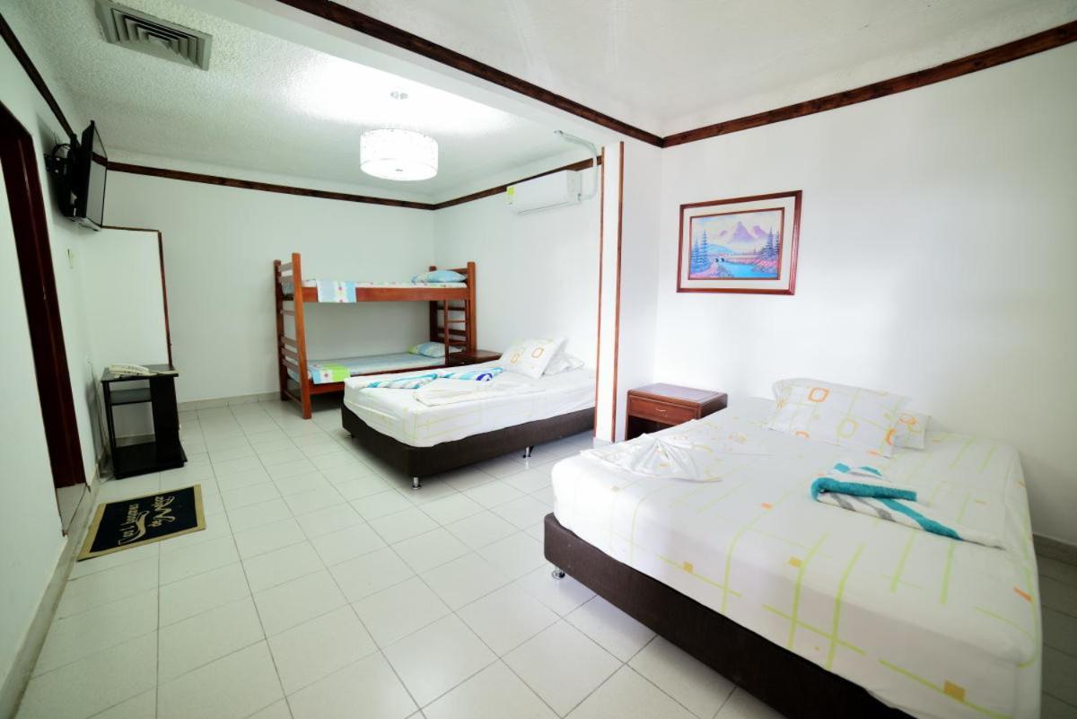Hotel Toboganes De Мелгар Екстериор снимка