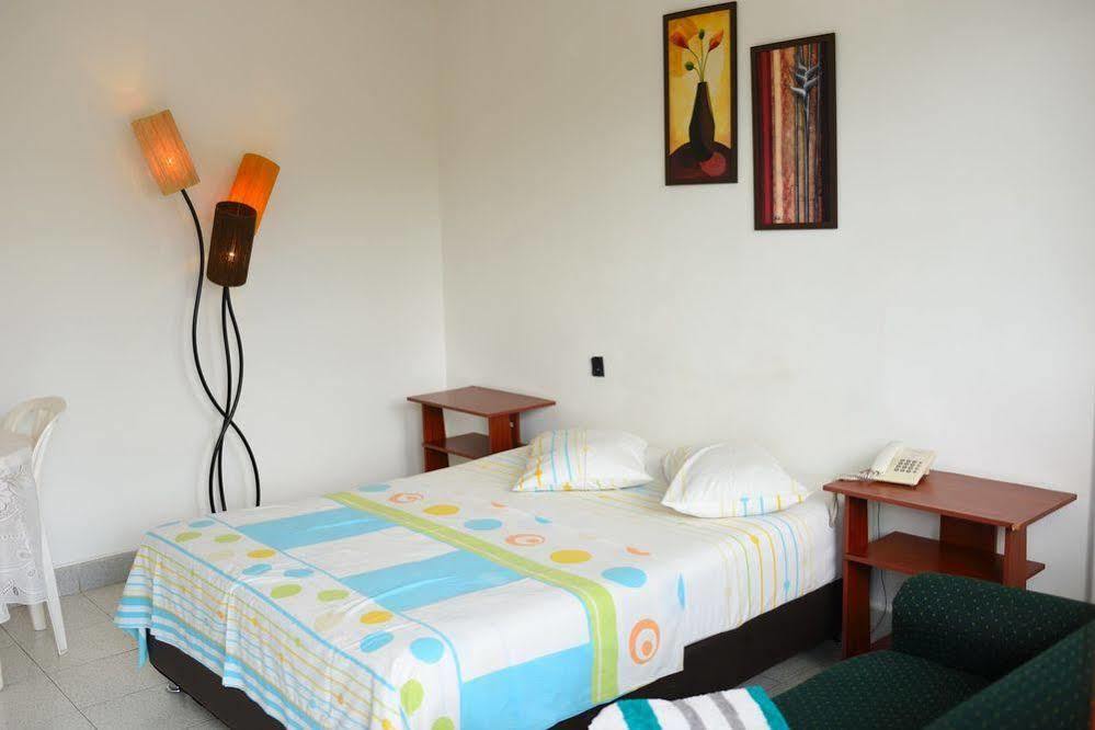Hotel Toboganes De Мелгар Екстериор снимка